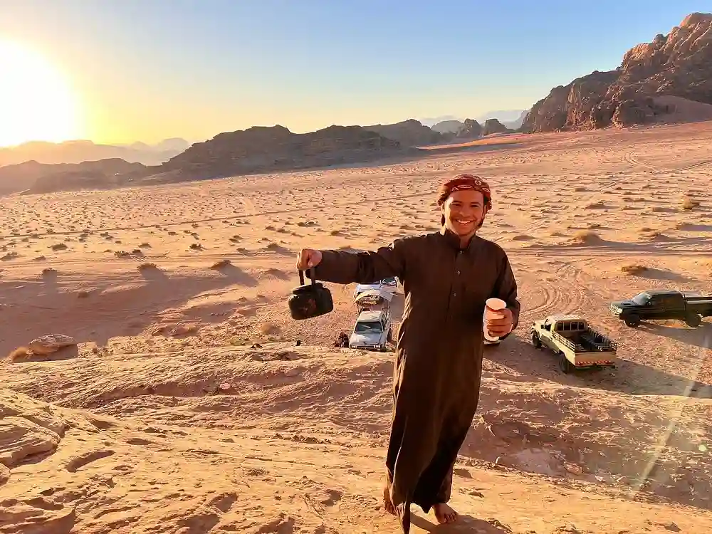 Essential Tips for Dressing Perfectly for Desert Adventures